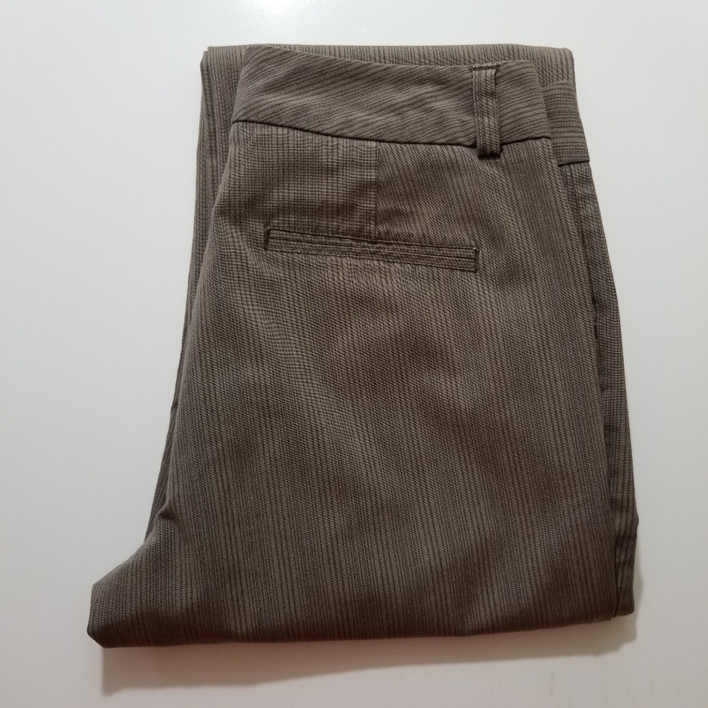 Dockers pinstriped pant size 8 Brown